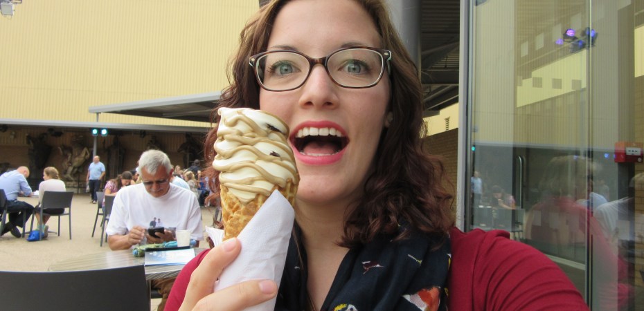 Butterbeer ice cream at the Warner Brothers Studio Tour